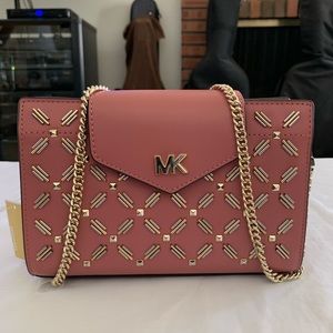 🌹Michael Kors Floral Stitched Crossbody Clutch🌹
